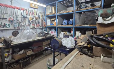 Galpón o Deposito en venta en Banfield. Accesos estratégicos a Gral Paz y Uriarte. lote en venta