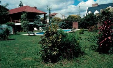 Venta casa en centro de Zarate