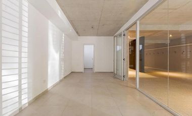 Oportunidad Venta Local Comercial/Oficina Profesional Vidriado Estrenar.La Sexta