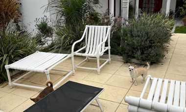 Casa en excelente estado con todas las comodidades. Muy buena superficie.-