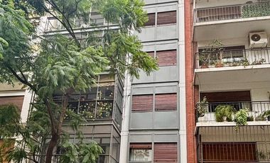 PISO EN VENTA 3 AMBIENTES CON DEPENDENCIA Y COCHERA - Belgrano