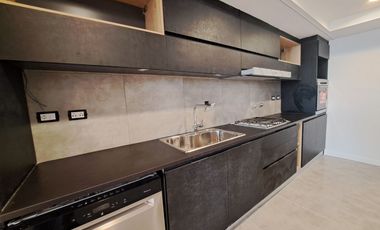 VENTA/PERMUTA - Departamento 2 dormitorios, piso exclusivo. Vista franca al rio. Barrio Martín.