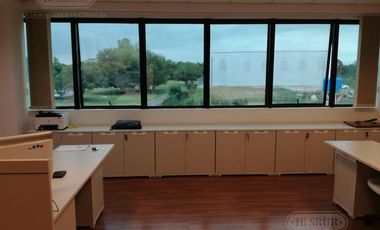 Excelente oficina en Ciudad Empresarial