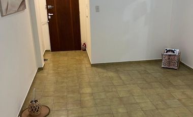 DEPARTAMENTO ALQUILER 2 AMB EN CAVOUR 3218 (LANUS OESTE)