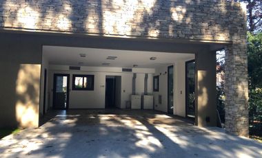 Moderna propiedad en venta en Club de Campo San Diego