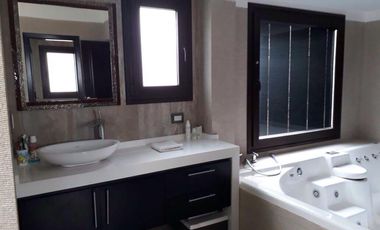 Moderna propiedad en venta en Club de Campo San Diego