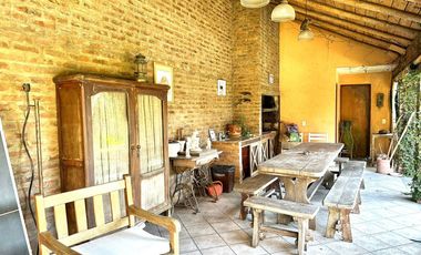 Casa en  ADROGUE