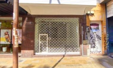 Olivos - s/ Av. Maipú - Impecable Local Reciclado! Apto varios rubros!