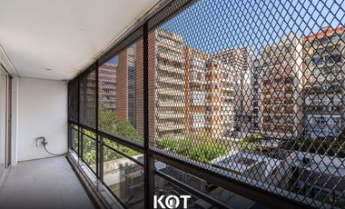 Increible 4 Ambientes en Quartier Libertador con Cochera Doble y Baulera- EN VENTA!