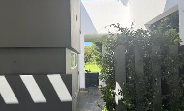 Excelente casa ubicada en country La Cheltonia