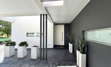 Excelente casa ubicada en country La Cheltonia