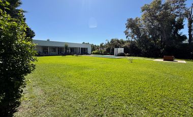 Excelente casa ubicada en country La Cheltonia