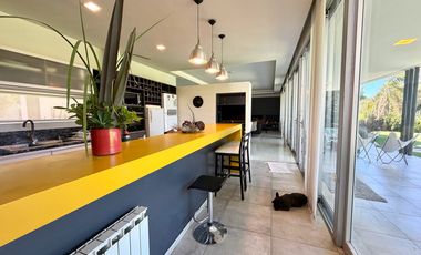 Excelente casa ubicada en country La Cheltonia