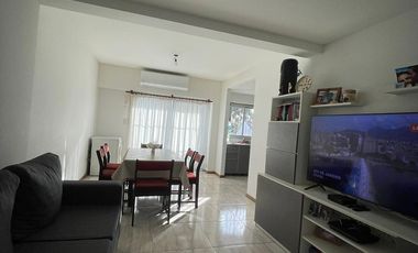 Departamento en  venta de 4 ambientes con dos baños  - Wilde