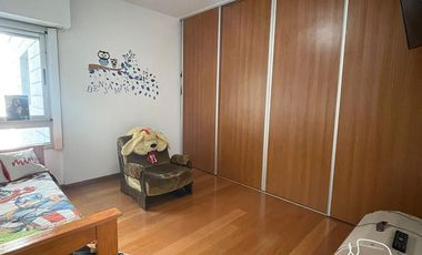 Departamento en  venta de 4 ambientes con dos baños  - Wilde