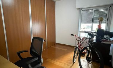 Departamento en  venta de 4 ambientes con dos baños  - Wilde