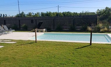 Departamento 2 amb en alquiler con jardín en Terrazas de Santa María