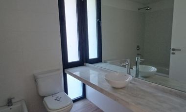 Departamento 2 amb en alquiler con jardín en Terrazas de Santa María