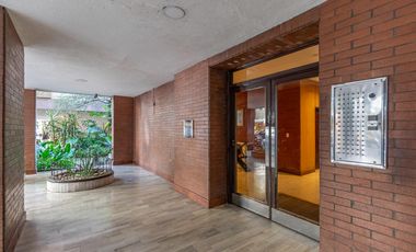 Venta Departamento Piso 10mo, 3 ambientes y lavadero Apto Crédito en Palermo Hollywood