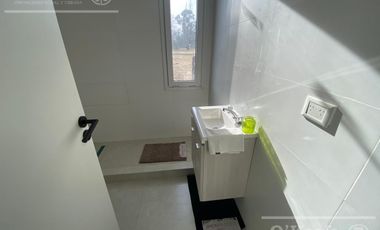 Casa  en Venta en el Pato,  Berazategui. Barrio La Vikkina Amplia Financiación