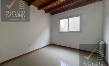 Alquier de Triplex 4 ambientes en Canning