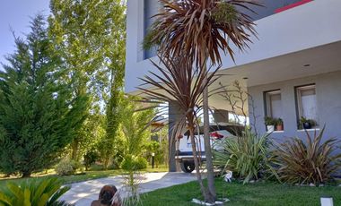 Casa en  venta / alquiler en Santo Domingo Canning