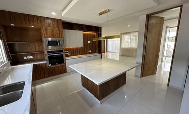 Casa en Renta, Puerta las Lomas, Zapopan, Jalisco