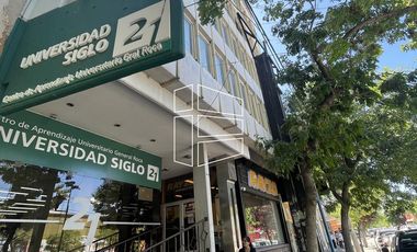 Venta - Oficinas en el Centro - Edificio Ferrari - Monasterio -  L017