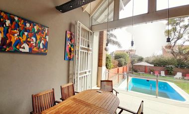 Sólido Chalet 5 amb Reciclado -  con gran Jardín y Pileta!