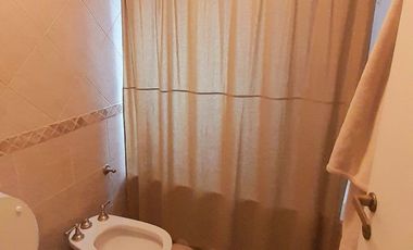 Sólido Chalet 5 amb Reciclado -  con gran Jardín y Pileta!