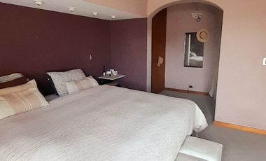 Sólido Chalet 5 amb Reciclado -  con gran Jardín y Pileta!