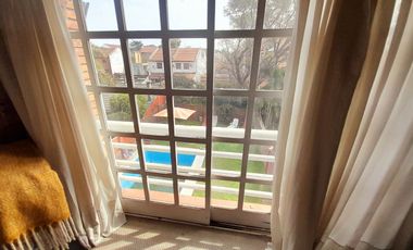 Sólido Chalet 5 amb Reciclado -  con gran Jardín y Pileta!