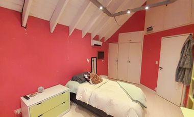 Sólido Chalet 5 amb Reciclado -  con gran Jardín y Pileta!