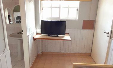 Sólido Chalet 5 amb Reciclado -  con gran Jardín y Pileta!