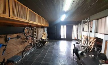 Sólido Chalet 5 amb Reciclado -  con gran Jardín y Pileta!