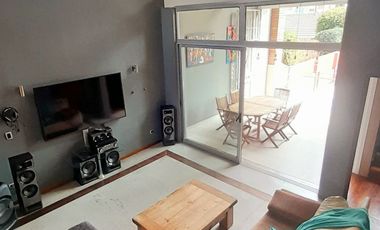 Sólido Chalet 5 amb Reciclado -  con gran Jardín y Pileta!