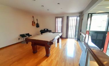 Sólido Chalet 5 amb Reciclado -  con gran Jardín y Pileta!