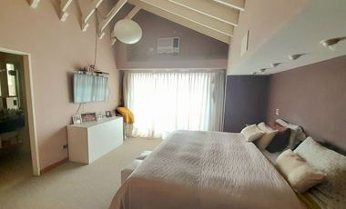 Sólido Chalet 5 amb Reciclado -  con gran Jardín y Pileta!