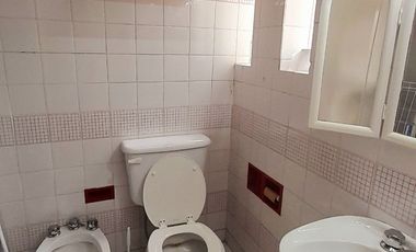 Sólido Chalet 5 amb Reciclado -  con gran Jardín y Pileta!