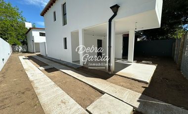 Casa PH 4 Ambientes - A Estrenar – Gas Natural - Patio Cochera