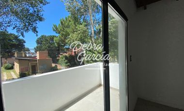 Casa PH 4 Ambientes - A Estrenar – Gas Natural - Patio Cochera