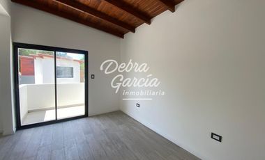 Casa PH 4 Ambientes - A Estrenar – Gas Natural - Patio Cochera