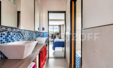 Casa EN VENTA en Las Liebres, 3 dormitorios, importante galeria