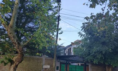 VENTA CASA EN RANELAGH. LOTE DE 652,50 M2 CON PARQUE Y QUINCHO