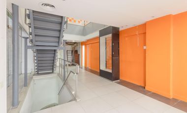 Local en Alquiler Microcentro Alquiler 1000 m2 (alquiler Expensas Incluidas)