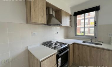 Departamento en alquiler  2 ambientes - Olivos - Reciclado a nuevo