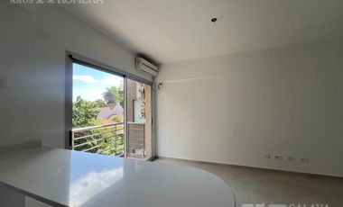 Departamento en alquiler  2 ambientes - Olivos - Reciclado a nuevo