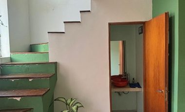 HERMOSA CASA CON PILETA EN ALQUILER EN VILLA SARITA
