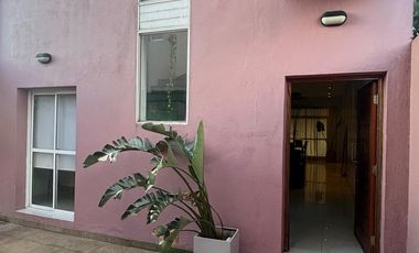 HERMOSA CASA CON PILETA EN ALQUILER EN VILLA SARITA