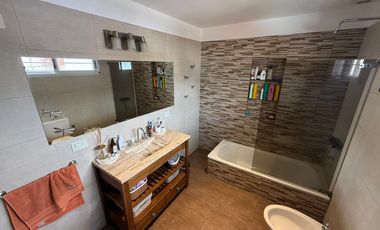 CASA EN VENTA VILLA MADERO